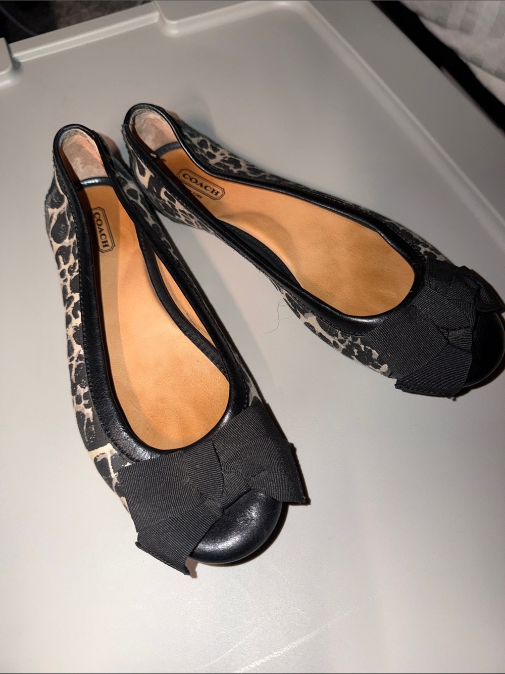 Coach Reagan Grey Leopard ballet flats size 7.5